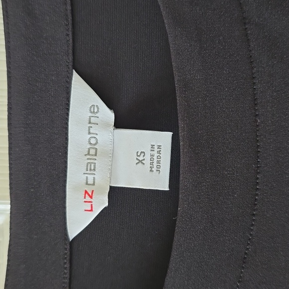 LIZ CLAIBORNE BRAND WOMEN'S BLACK SHORT SLEEVE TOP SIZE XS - Picture 5 of 16